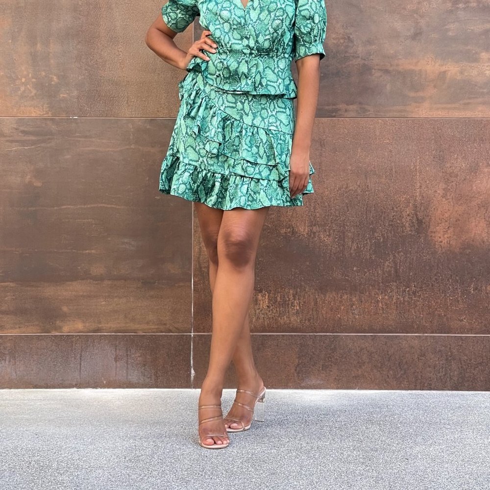 Green Snake Print Ruffle Mini Skirt - Picture 2 of 3